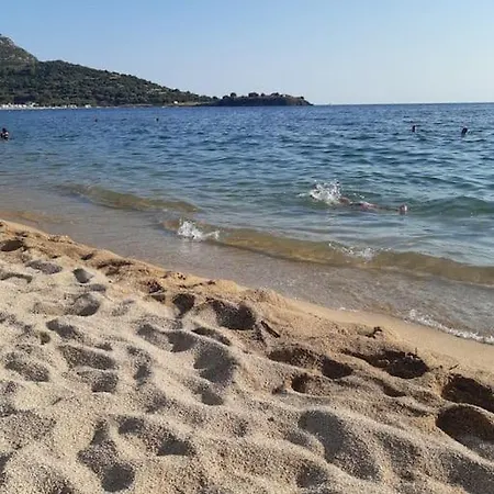 Villa 《μάνα γη》 *