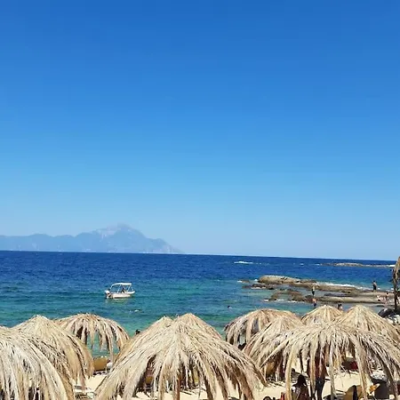 《μάνα γη》