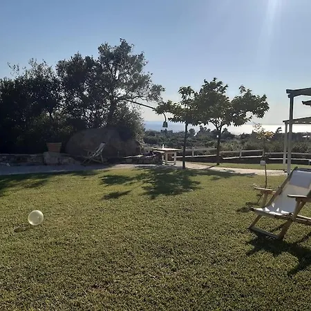 《μάνα γη》 Villa Toroni