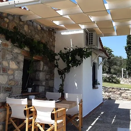 《μάνα γη》 Villa Toroni